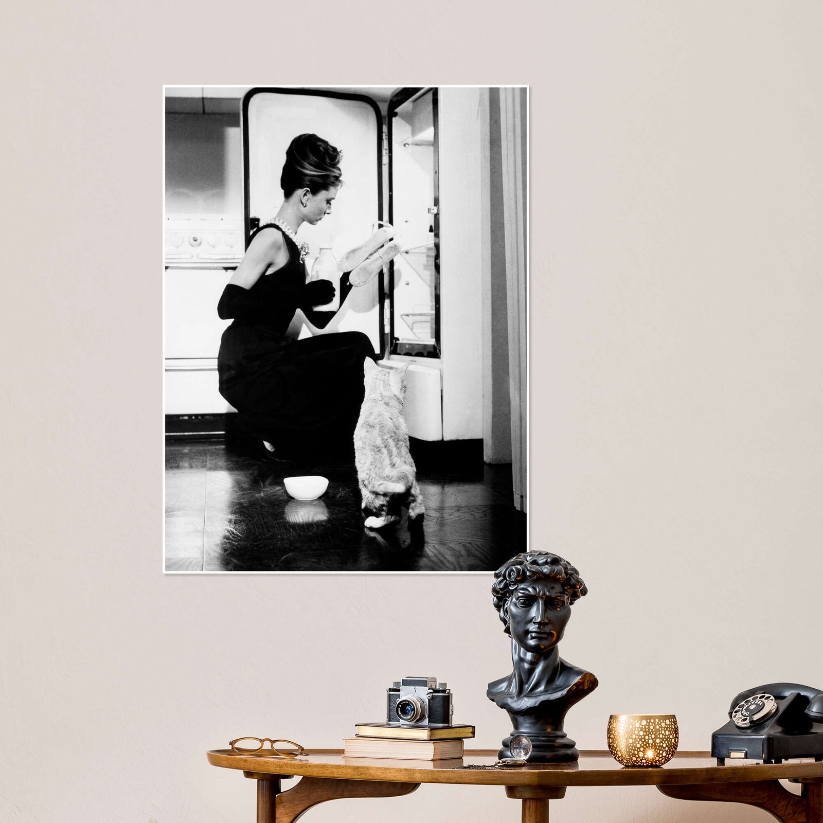 Breakfast-at-Tiffany#039;s-Audrey-and-the-Fridge-05